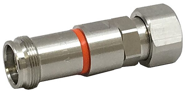 DC Block, 555–2700 MHz, with interface types 4.3-10 Female and 4.3-10 Male